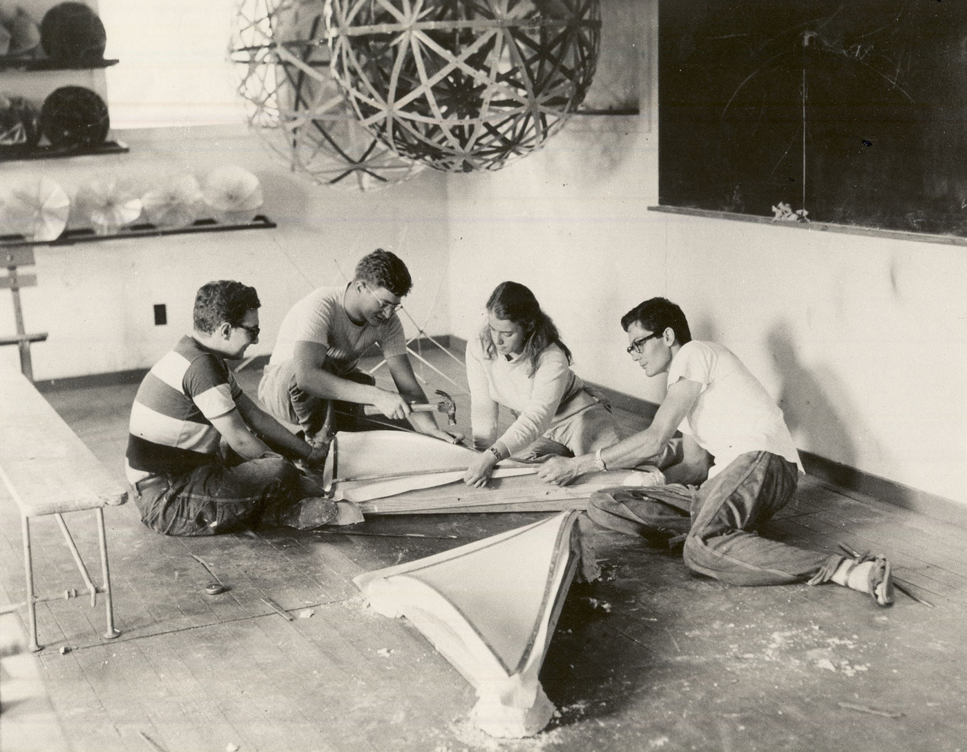 Eine Gruppe Studenten am Black Mountain College